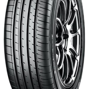 215/55R18 YOKOHAMA AE61